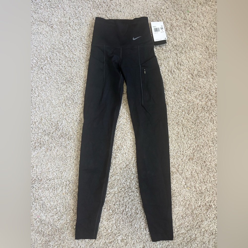 NWT Nike Black Performance Leggings
